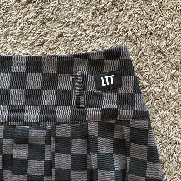 Love Too True Grey Checkerboard Pleated Skort - Picture 5 of 7